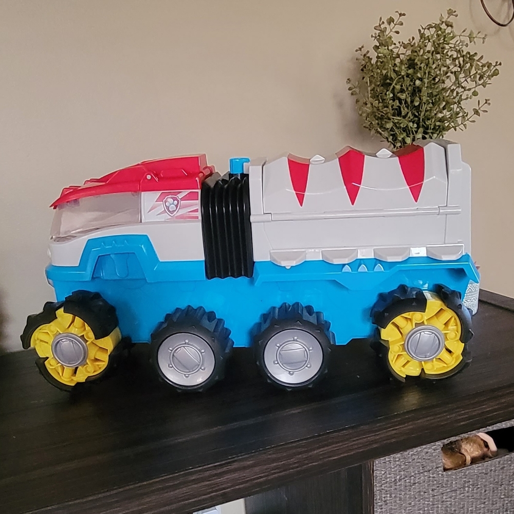 Paw patrol dino ranch truck